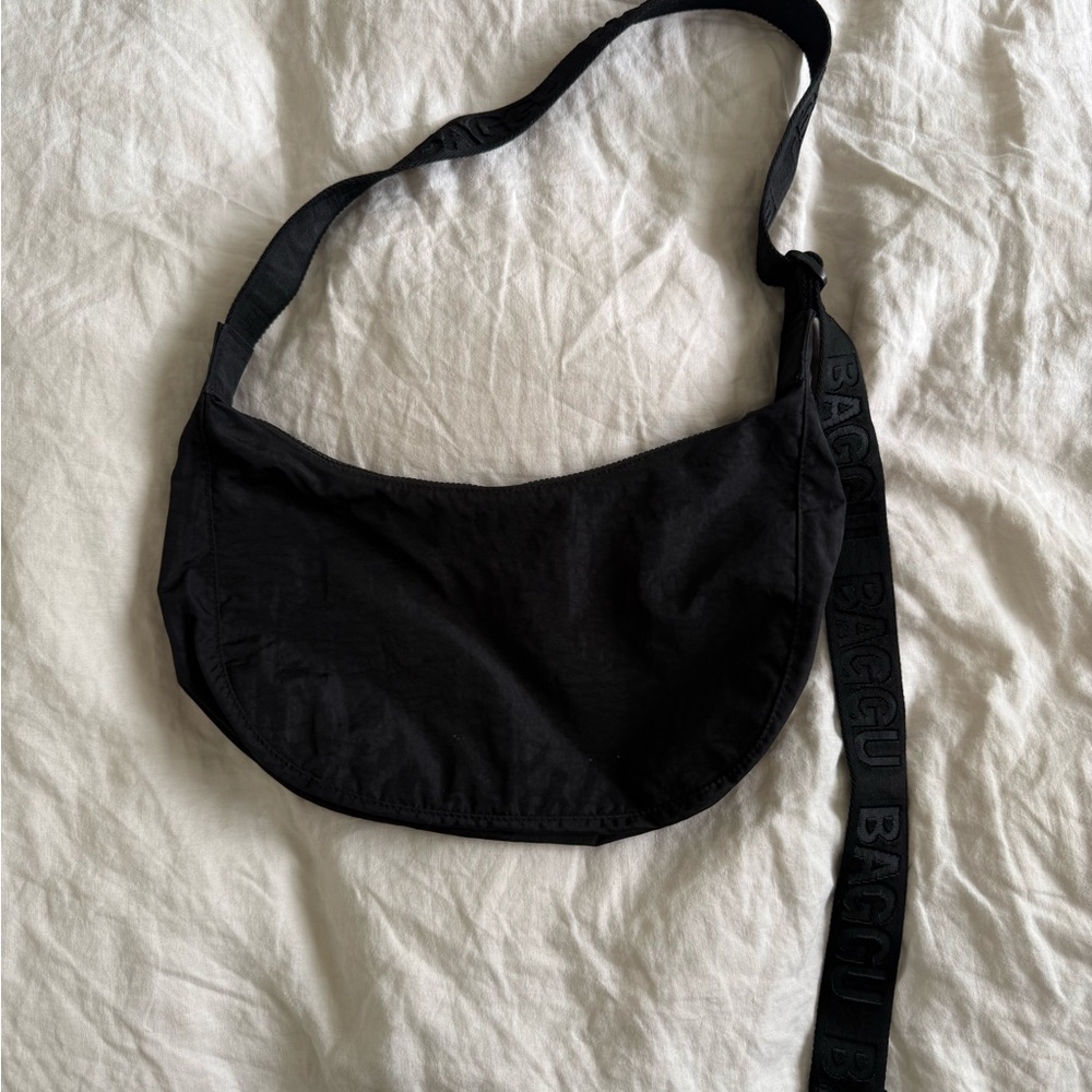 Baggu Black Medium Crescent Bag